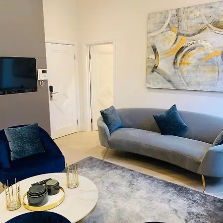 Be Lounge Luxury Apart-hotel *