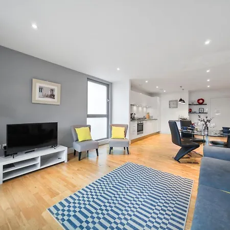 2 Bed Executive Near Camden Market Free Wifi *