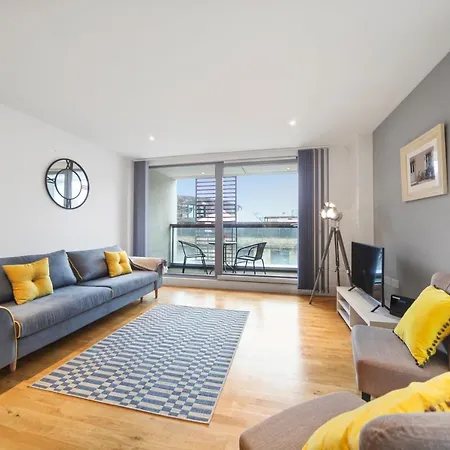 Apartment 2 Bed Executive Near Camden Market Free Wifi London