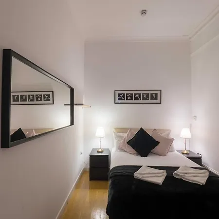 Hostel Hyde Park Gate London