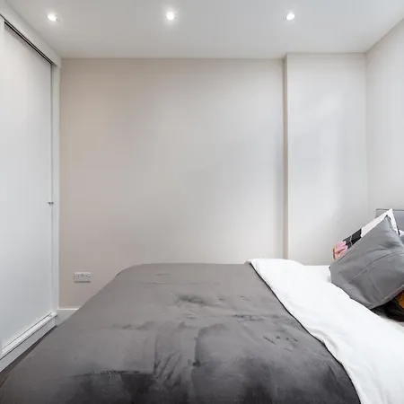 Meriden Court, Chelsea Apartment London