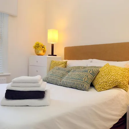 Brompton House Apartment *