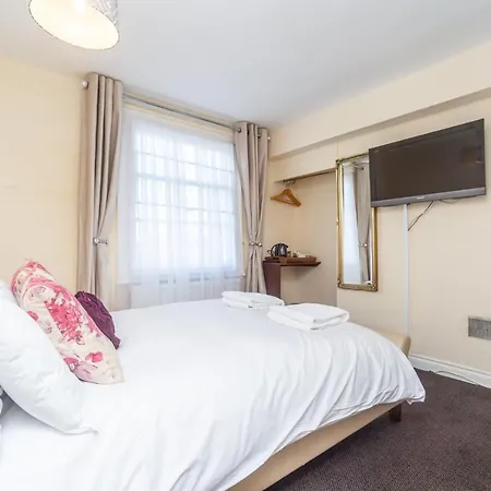 Black Lion Guest house