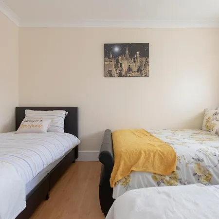 Abkat Three Bedroom Holiday home *