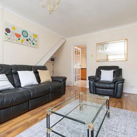 Abkat Three Bedroom London