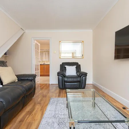 Holiday home Abkat Three Bedroom