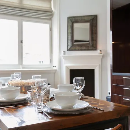 Stylish Mayfair Penthouse Next To Hyde Park London