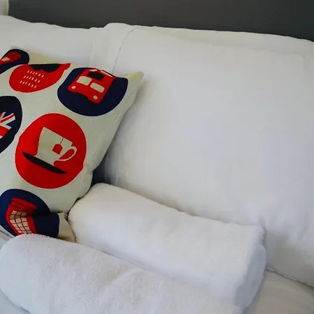 Luxury Near Wembley Stadium, Wembley Arena, Designer Outlet Appartement