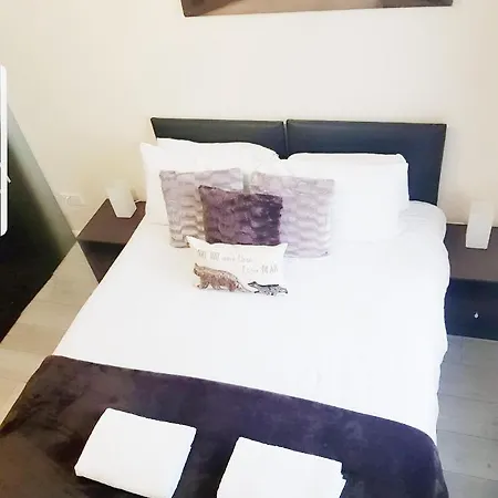 The 55 Bed & Breakfast *