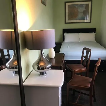 Hostel Heathrow