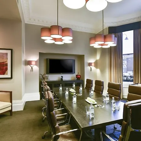 Fraser Queens Gate Aparthotel