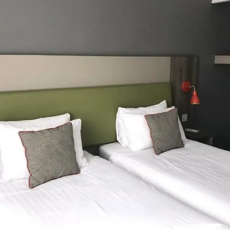 Hotel Epping Forest 3*