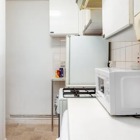 Bracken House Homestay Croydon