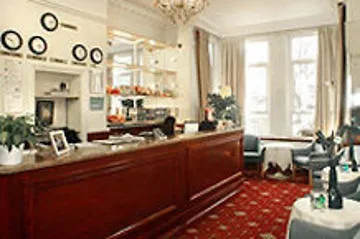 Euro Clapham