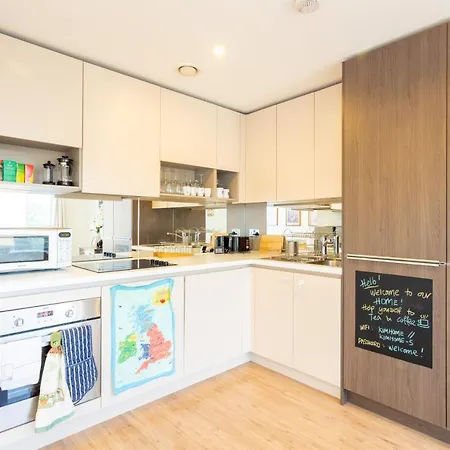 Amazing Modern 2 Bedroom Flat In Greenwich For 4 People Apartment *
