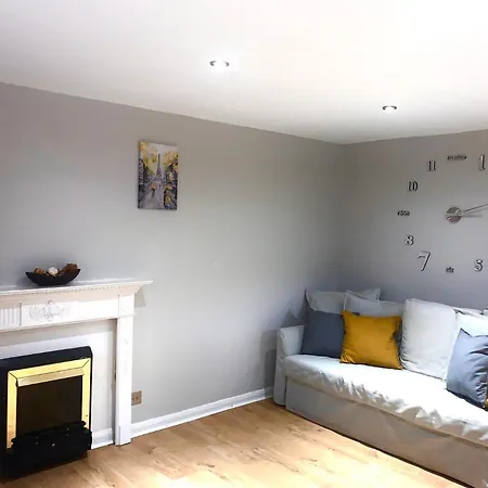 Luks Apartment London