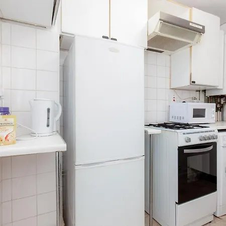 Bracken House Homestay Croydon