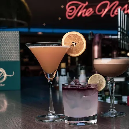 Novotel London Heathrow Airport T1 T2 And T3 Hotel 4*