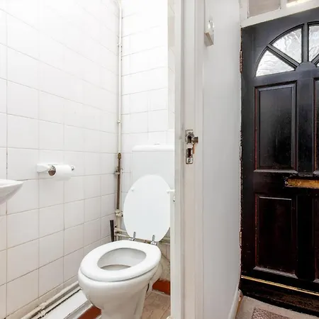 Homestay Bracken House London