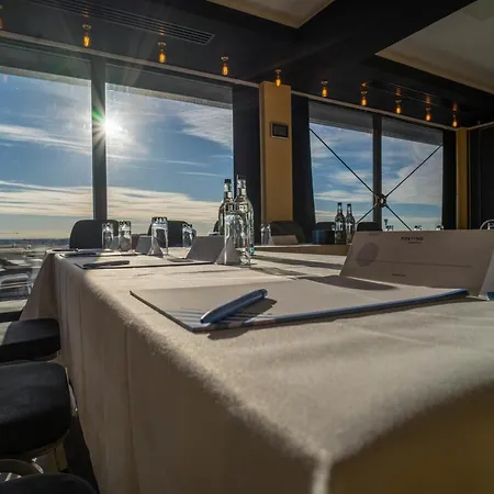 Hotel Novotel London Heathrow Airport T1 T2 And T3 Hayes (Greater London)