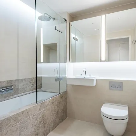 Sonder Aird House 4*