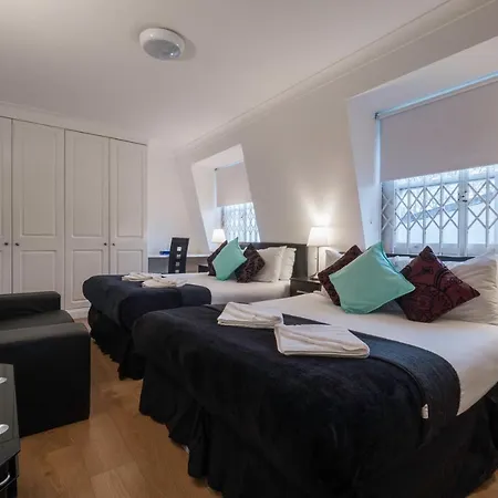 Hyde Park Gate Hostel