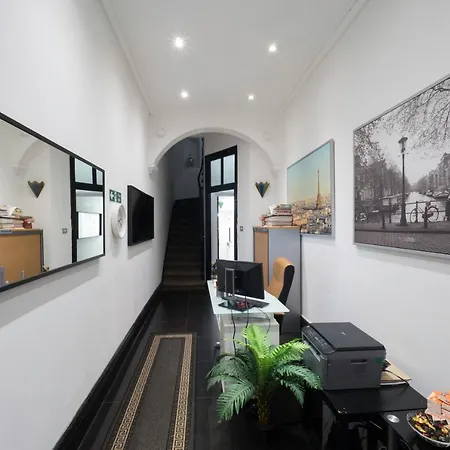 Hostel Hyde Park Gate London