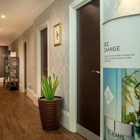 The Lansbury Heritage A Sunday - Canary Wharf Hotel 4*