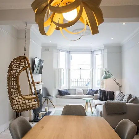 Holiday home Magnificent House For 6 In Fulham With Back Garden