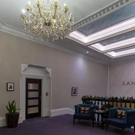 The Lansbury Heritage A Sunday - Canary Wharf
