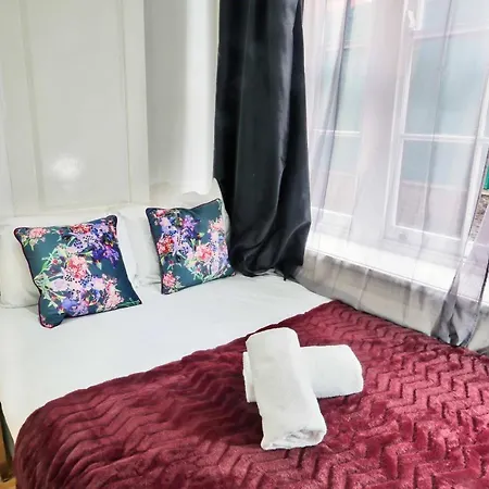 Holiday home Magical & Charming 8 Covent Garden Townhouse