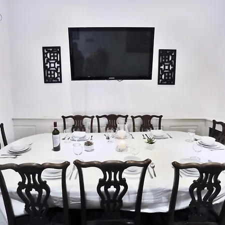 Magical & Charming 8 Covent Garden Townhouse Holiday home *
