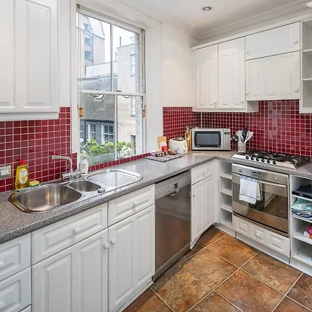 Victorian House 2 Bed/2 Bath Next To Barbican Tube