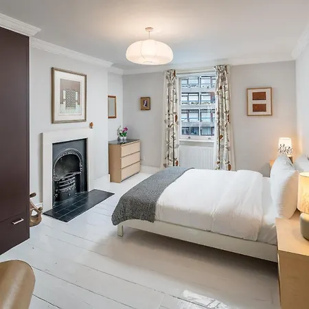 Victorian House 2 Bed/2 Bath Next To Barbican Tube Apartment