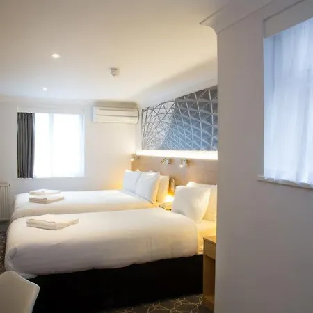 Jesmond Dene - St Pancras Group 3* London