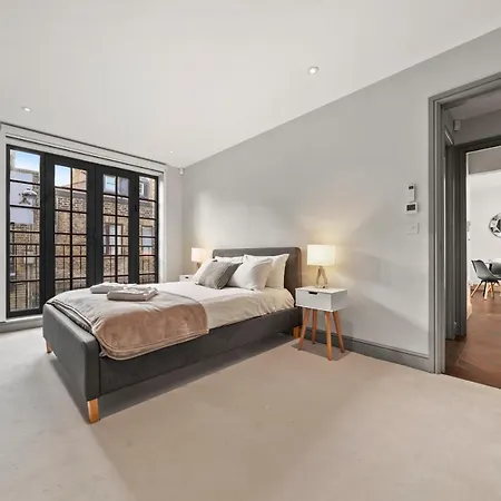 2 Bed Lux Near Free Wifi By Aparts * London