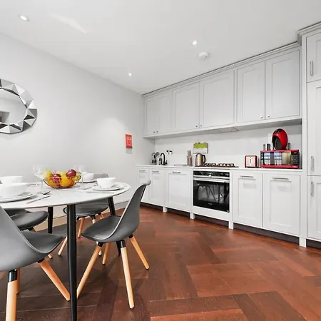 2 Bed Lux Near Free Wifi By Aparts *