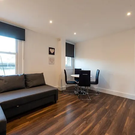 Apartment Parkside *