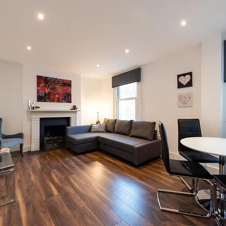 Apartment Parkside London