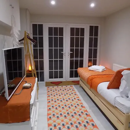 Lavender Oaks Apartment Worcester Park