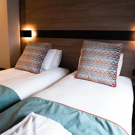 Hotel Merit Kensington London