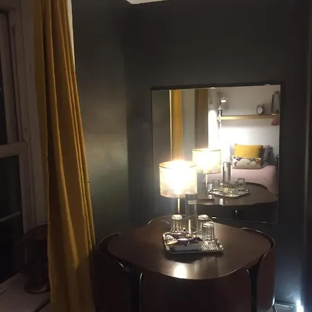 Bed & Breakfast Redlynch House *