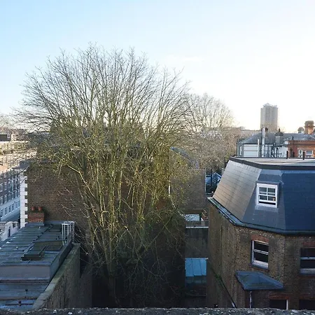 Hyde Park Gate Hostel