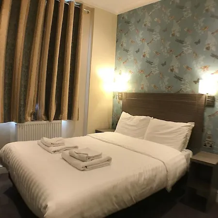 Oyo Bakers Victoria Hotel 3*