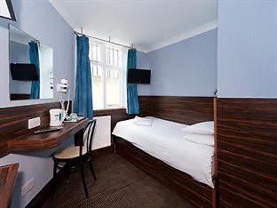 Angus 2* London