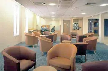 Premier London Heathrow Airport T2 & T3 - Bath Road 호텔