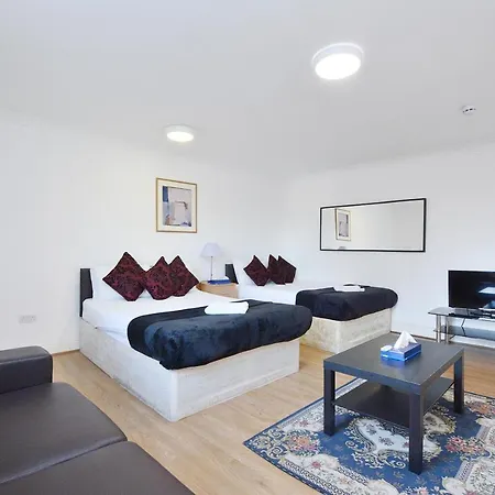 Hyde Park Gate Hostel