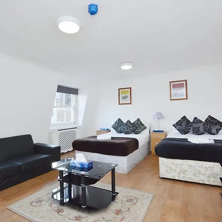 Hostel Hyde Park Gate London