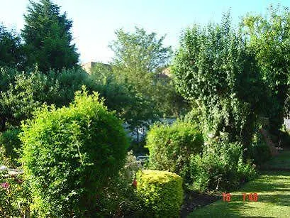 Отель Crescent