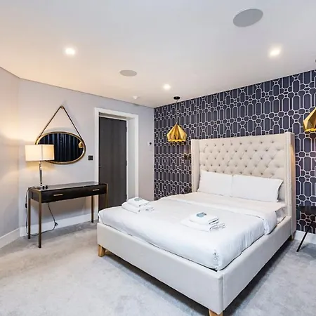 Luxurious 3 Bed Apt Westbourne Park Villas Sk London